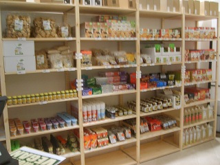 Grand Reopening – ‘Un Monde Vegan’ Vegan&nbsp;Boutique